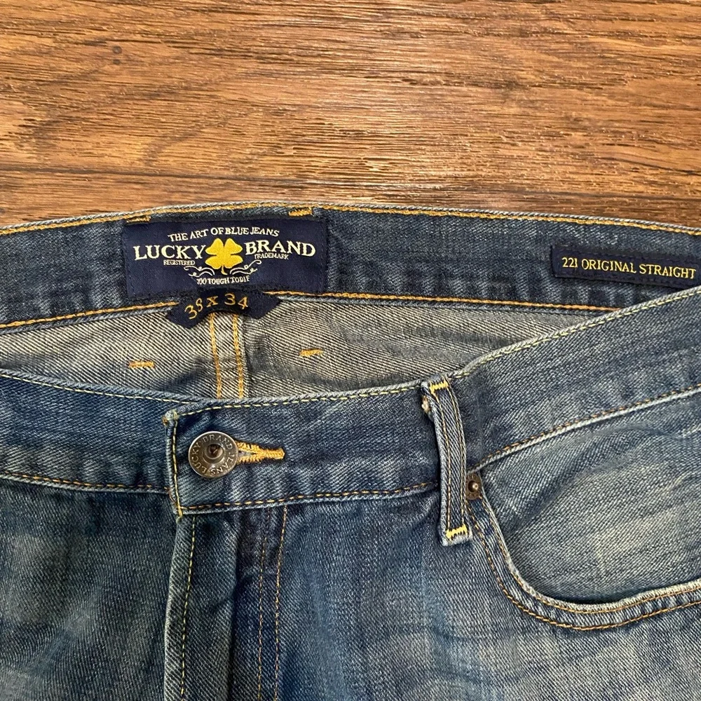 Lucky Brand Men's Blue Jeans‎